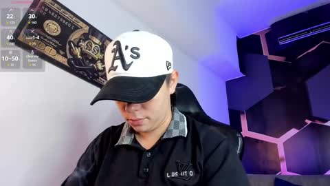 Abby Smith online show from 30, 11, 2025