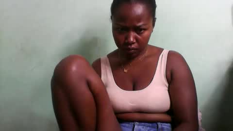 Snapshot of abella677022 chatting on 5, 3, 2026 abella677022 online show from 5, 3, 2026