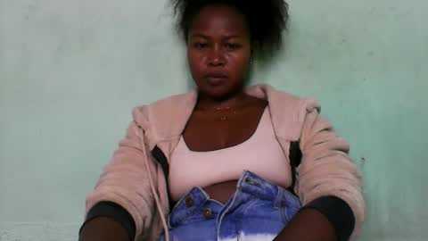 Snapshot of abella677022 chatting on 9, 3, 2026 abella677022 online show from 9, 3, 2026