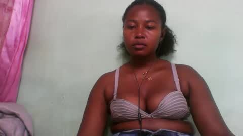 Snapshot of abella677022 chatting on 16, 3, 2026 abella677022 online show from 16, 3, 2026