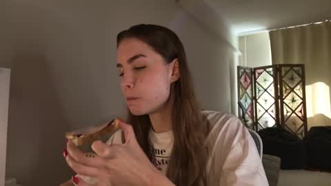 Snapshot of abella_danger_x chatting on 3, 5, 2026 abella_danger_x online show from 3, 5, 2026