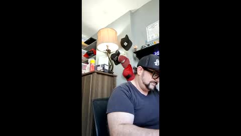 AJ online show from 22, 5, 2026