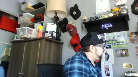 AJ online show from 27, 5, 2026