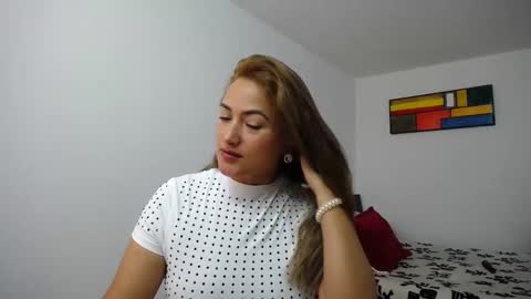 Snapshot of abie_spicy_ chatting on 23, 9, 2025 ximena online show from 23, 9, 2025