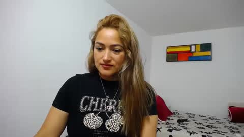 Snapshot of abie_spicy_ chatting on 3, 10, 2025 ximena online show from 3, 10, 2025