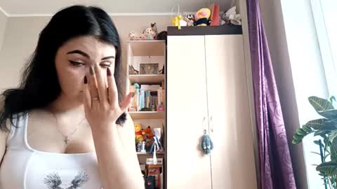 Snapshot of abigaildestro chatting on 16, 10, 2025 Abi online show from 16, 10, 2025