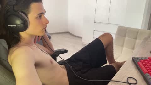 hi  cum in pvt noi extra tip online show from 28, 7, 2026
