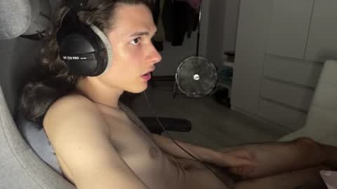 hi  cum in pvt noi extra tip online show from 2, 8, 2026