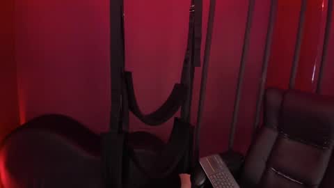 Abril jones online show from 1, 2, 2025