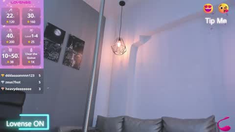 Snapshot of abril_ricci chatting on 3, 1, 2025 Abril online show from 3, 1, 2025