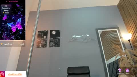 Snapshot of abril_ricci chatting on 1, 2, 2025 Abril online show from 1, 2, 2025