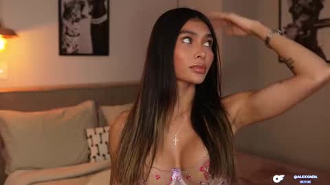 Snapshot of abril_w18 chatting on 6, 1, 2026 My name is Alexa. Please say hello I like to chat with you. If you have requests please use tip online show from 6, 1, 2026