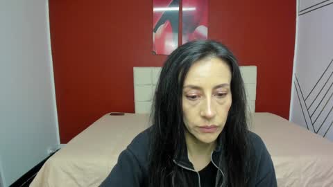 Snapshot of abrillee1 chatting on 6, 2, 2025 ABRIL online show from 6, 2, 2025