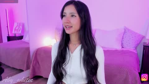 Snapshot of aby_whitee chatting on 7, 2, 2025 Aby online show from 7, 2, 2025