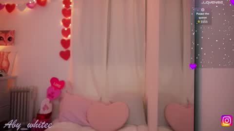 Snapshot of aby_whitee chatting on 18, 3, 2026 Aby online show from 18, 3, 2026