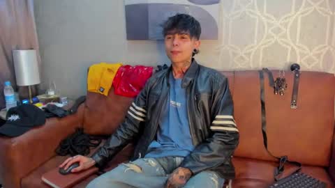 Acid Milo online show from 7, 12, 2024