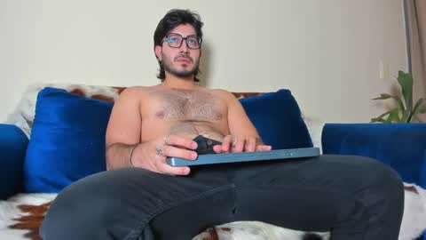 Snapshot of ackerman_eren_ chatting on 12, 1, 2025 R. online show from 12, 1, 2025