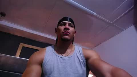 adam_fit19cm online show from 14, 6, 2026