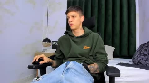 Snapshot of adam_hard_ chatting on 24, 2, 2025 Adam online show from 24, 2, 2025