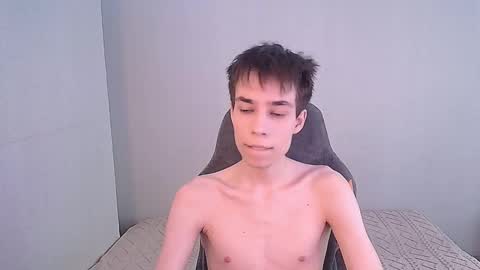 Snapshot of adam_kpoy chatting on 17, 10, 2025 adam kpoy online show from 17, 10, 2025