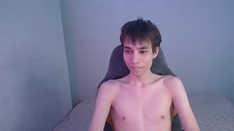 Snapshot of adam_kpoy chatting on 13, 11, 2025 adam kpoy online show from 13, 11, 2025