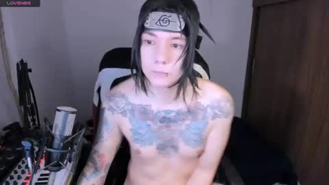 Snapshot of adam_rocket chatting on 4, 7, 2026 Adam online show from 4, 7, 2026