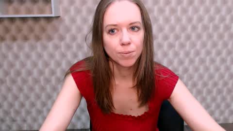 adamais_ online show from 4, 2, 2025