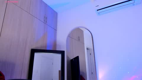 adambrocs1 online show from 25, 11, 2025