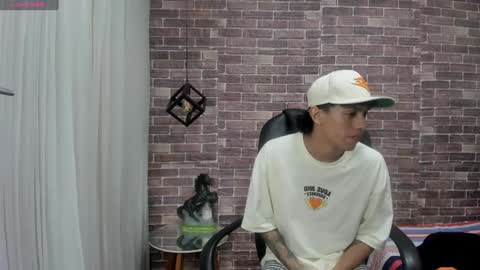 Snapshot of adamcoox chatting on 12, 12, 2024 Adam online show from 12, 12, 2024