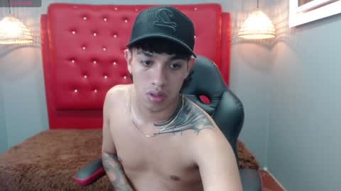 Snapshot of adamcoox chatting on 7, 1, 2025 Adam online show from 7, 1, 2025