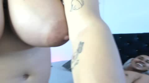 Snapshot of adams_niki chatting on 17, 12, 2024 ADAMS Y NIKI online show from 17, 12, 2024