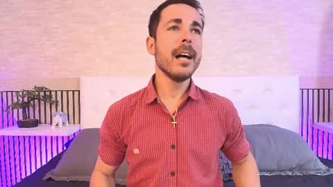 Im Adams Sanz online show from 7, 4, 2026