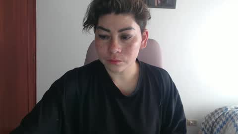 Snapshot of adan_romanoff chatting on 11, 9, 2025 adan_romanoff online show from 11, 9, 2025