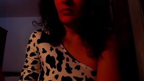 amy        online show from 13, 10, 2025