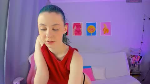 Adelle online show from 28, 2, 2026