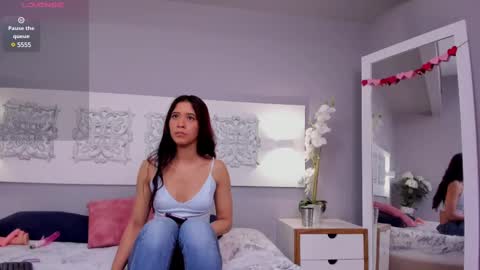 Adela Worsth online show from 28, 2, 2025