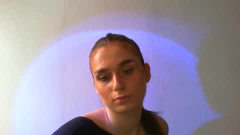 Snapshot of adele_amore chatting on 7, 2, 2025 Adele Amore online show from 7, 2, 2025