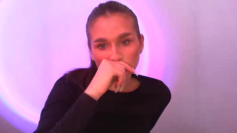 Snapshot of adele_amore chatting on 17, 2, 2025 Adele Amore online show from 17, 2, 2025