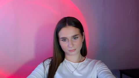 Snapshot of adele_amore chatting on 5, 3, 2025 Adele Amore online show from 5, 3, 2025