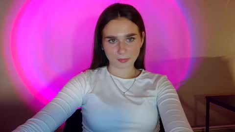 Snapshot of adele_amore chatting on 5, 3, 2025 Adele Amore online show from 5, 3, 2025