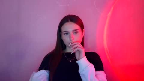 Snapshot of adele_amore chatting on 7, 3, 2025 Adele Amore online show from 7, 3, 2025