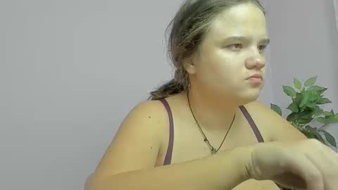 adelecruzz online show from 5, 10, 2025