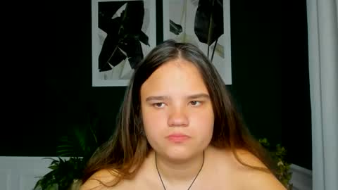 adelecruzz online show from 8, 5, 2026