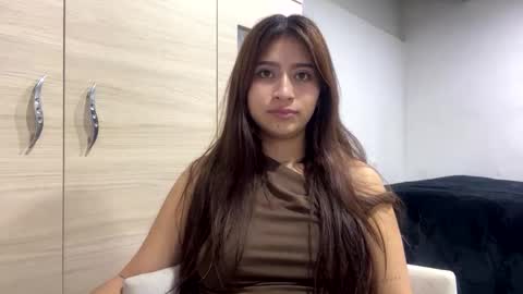 Snapshot of adelein_foxxx chatting on 10, 10, 2025 adellein foxx online show from 10, 10, 2025