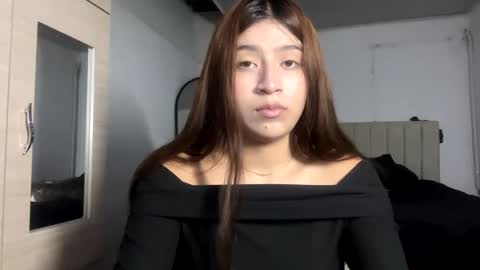 Snapshot of adelein_foxxx chatting on 14, 10, 2025 adellein foxx online show from 14, 10, 2025