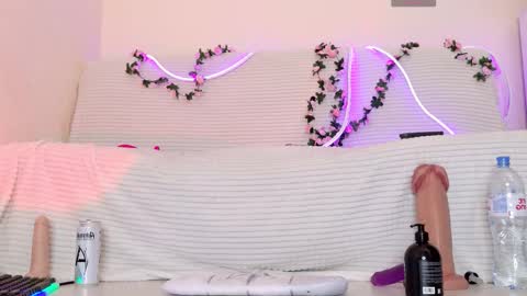 Adelika online show from 28, 2, 2026