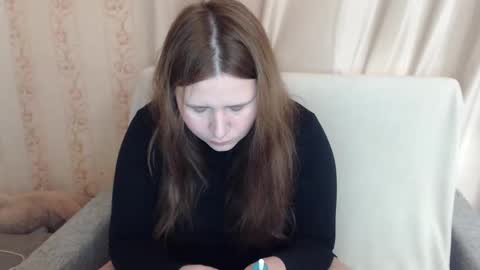 Snapshot of adelinalawson chatting on 19, 12, 2024 adelinalawson online show from 19, 12, 2024