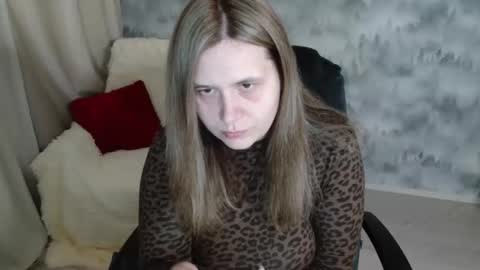 adelinalawson online show from 23, 3, 2026