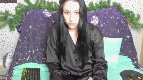 Snapshot of adell_berry chatting on 13, 12, 2024 Adel online show from 13, 12, 2024