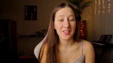 Snapshot of adellqueen chatting on 5, 3, 2025 Adell online show from 5, 3, 2025